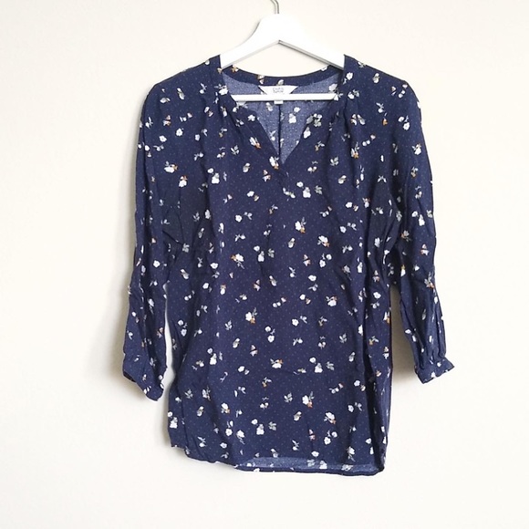 Floral navy blouse - Picture 1 of 5